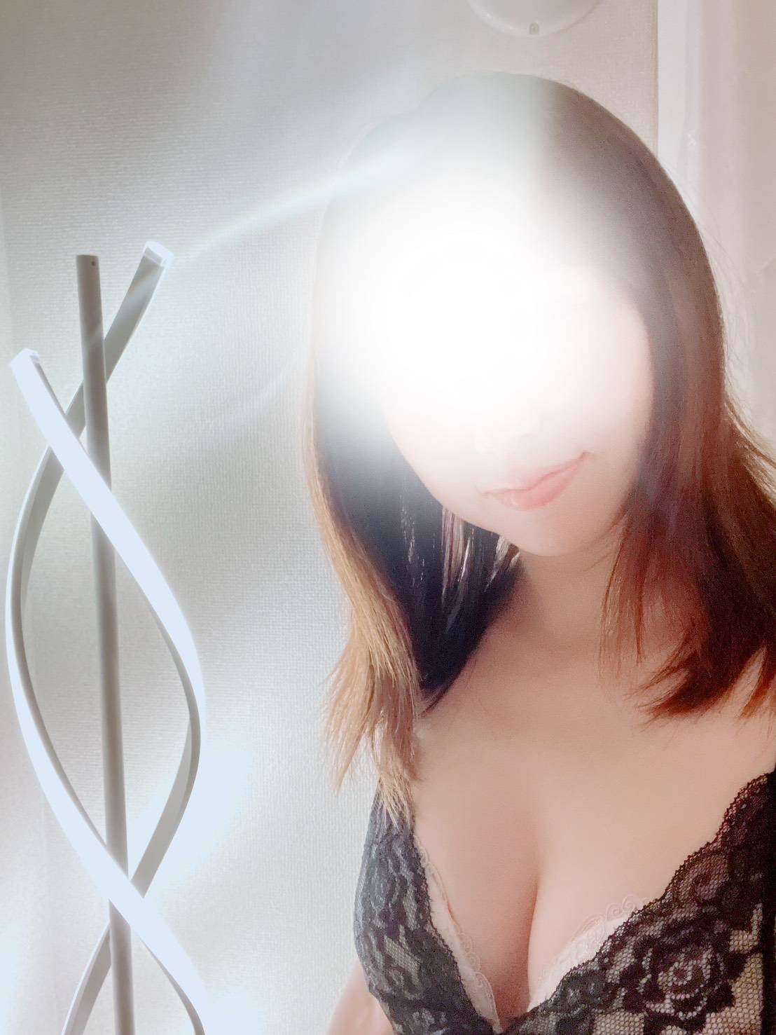 new なお